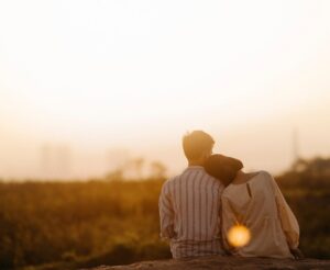 駆け引き上手になる！告白なしで好意を伝える＆やんわり断るテクニック