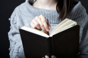 就職活動で占いを使うのはアリ？ 自信を取り戻した私の体験談