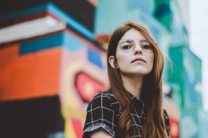 なぜ“ブスになりたい”と思ってしまうのか?女性心理と救い方