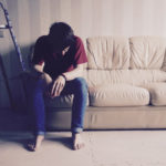 「疲れた」が口癖の彼…その裏にある本当の気持ちとは?対処法も解説